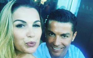 Cristiano Ronaldo goza com Katia Aveiro: «Vai rezar» (vídeo)