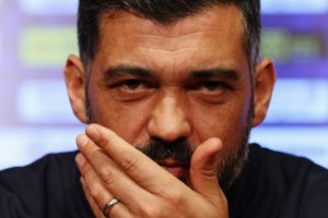 Sérgio Conceição de luto na conferência de imprensa