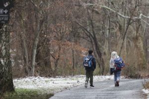 As escolas e creches reabriram hoje em grande parte da Alemanha, após dois meses fechadas, apesar dos receios de uma terceira onda da pandemia de covid-19 causada pela propagação da variante inicialmente detetada no Reino Unido.