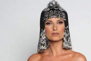 Cristina Ferreira criticada por usar peruca estilo Cleópatra