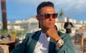 Cristiano Ronaldo reage: "Não posso permitir que continuem a brincar com o meu nome"