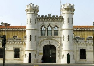 Recluso são-tomense encontrado morto na Prisão de Lisboa