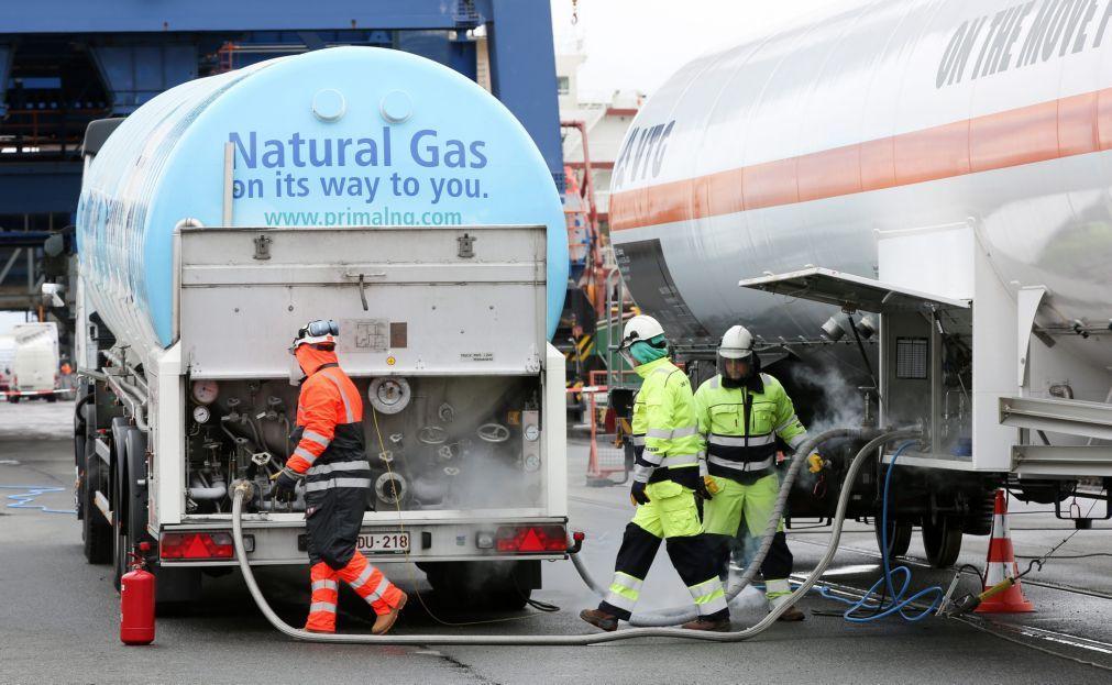 Alemanha acelera construção de terminais GNL para ter alternativa ao gas russo