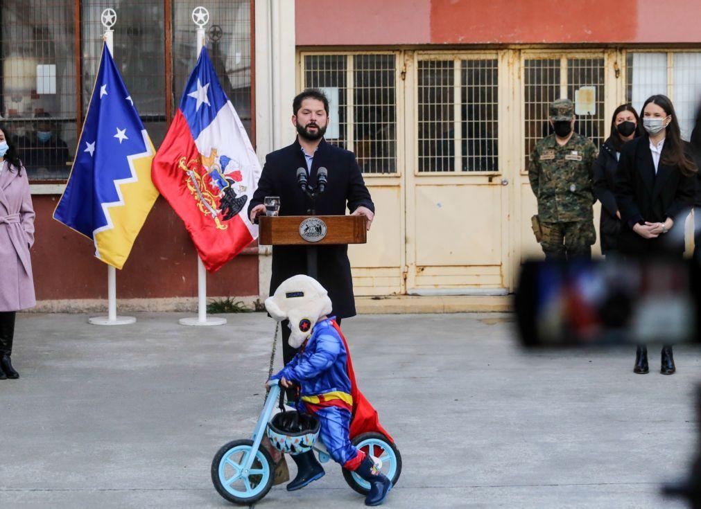 Presidente de Chile promete nuevo proceso constituyente tras el “No” en referéndum