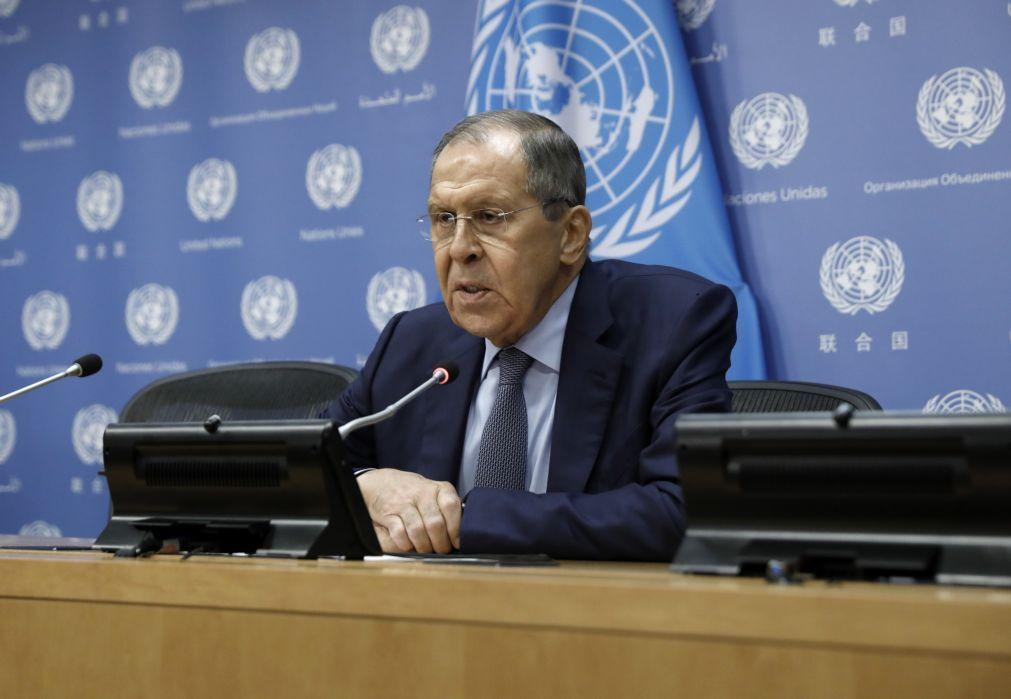 Lavrov diz que resultados dos referendos serão respeitados