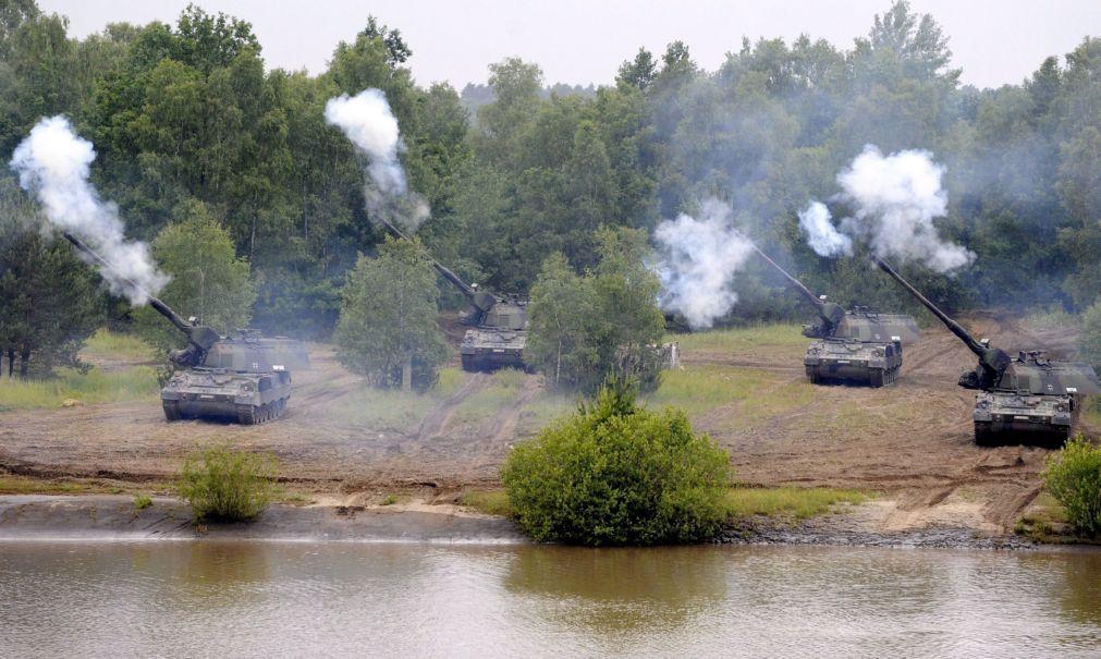 Deutschland liefert der Ukraine vier weitere Artilleriefahrzeuge