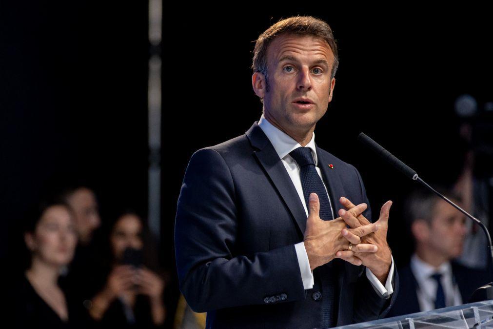 Macron und Scholz fordern Wiederholung der Kommunalwahlen im Kosovo