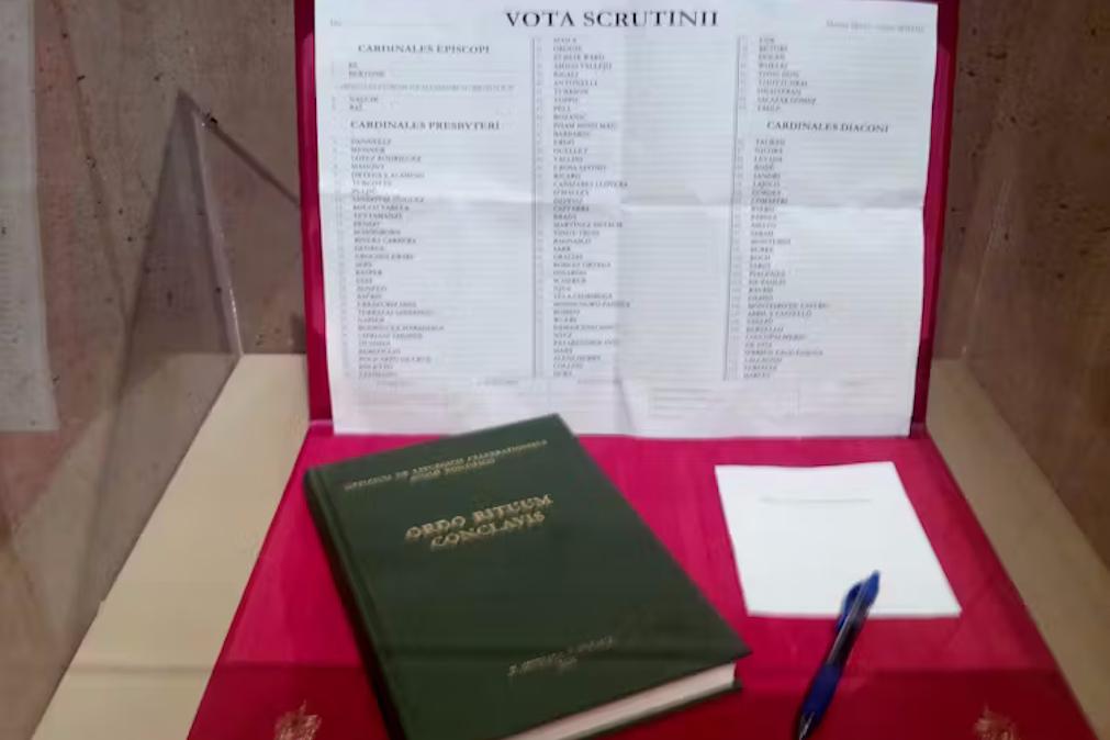 boletim de voto do conclave