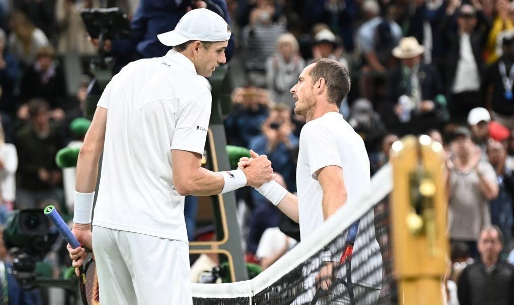 Wimbledon: Andy Murray eliminado por John Isner na segunda ronda