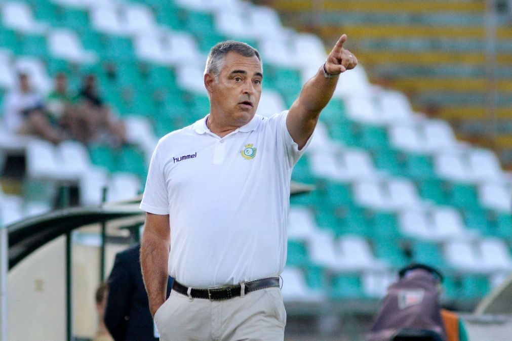 Treinador do Vitória de Setúbal diz que jogo com o Braga vai ser difícil para ambos