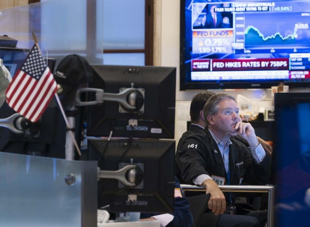 Wall Street fecha hoje dia em baixa e o pior semestre desde 1970