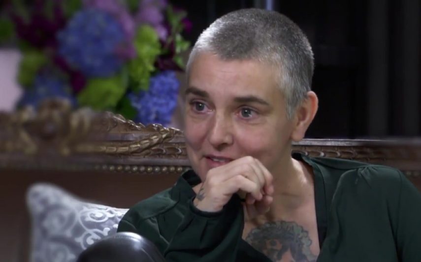 Sinead O’Connor: “O que mais gosto na minha mãe é o facto de estar morta”