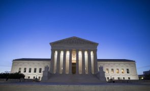 Aborto banido ou restringido em 21 estados norte-americanos após revogação federal pelo Supremo