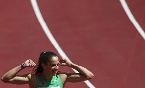 Jogos do Mediterrâneo: Tripla de ouro no atletismo feliz com as conquistas