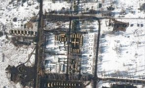 Explosões em cidade russa causam três mortos e quatro feridos