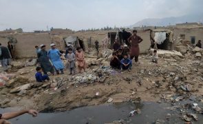 Nove mortos no Paquistão e Índia em estado de alerta devido a monções