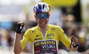 Van Aert ataca para vencer a quarta etapa e reforça liderança do Tour