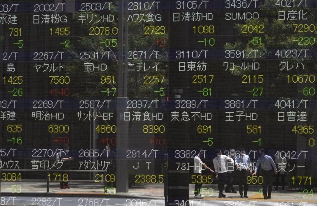 Bolsa de Tóquio abre a perder 0,75%