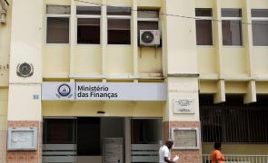 'Stock' da dívida pública de Cabo Verde sobe para 149% do PIB até abril