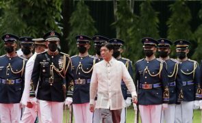 PR filipino encerra comissão anticorrupção em seu primeiro decreto presidencial
