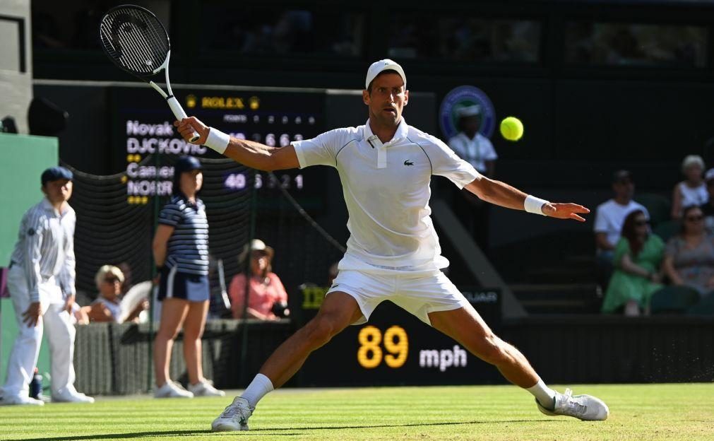 Novak Djokovic apura-se para a final de Wimbledon pela oitava vez na carreira