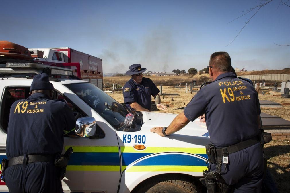 Tiroteio em bar provoca 14 mortos e nove feridos na África do Sul