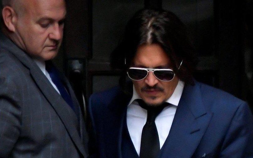 Defesa de Amber pede novo julgamento após derrota contra Johnny