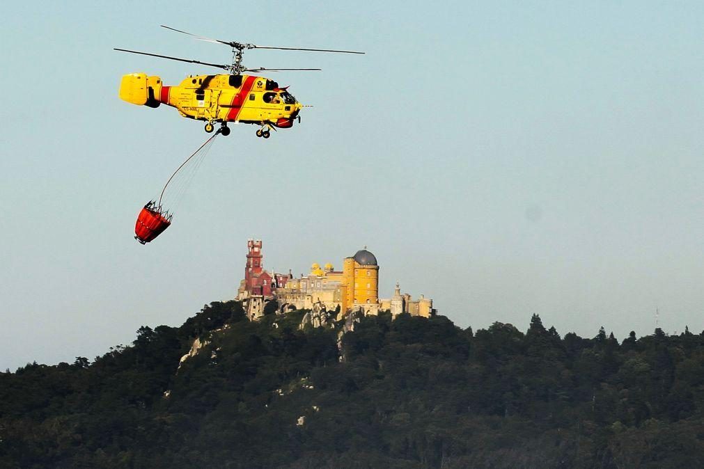Serra de Sintra e monumentos encerrados ao público até sexta-feira