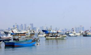 Autoridades angolanas alargam perímetro de buscas para localizar cinco pescadores desaparecidos