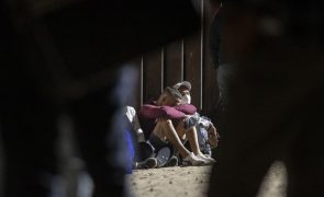 Quase 30 migrantes mortos encontrados no deserto do Arizona