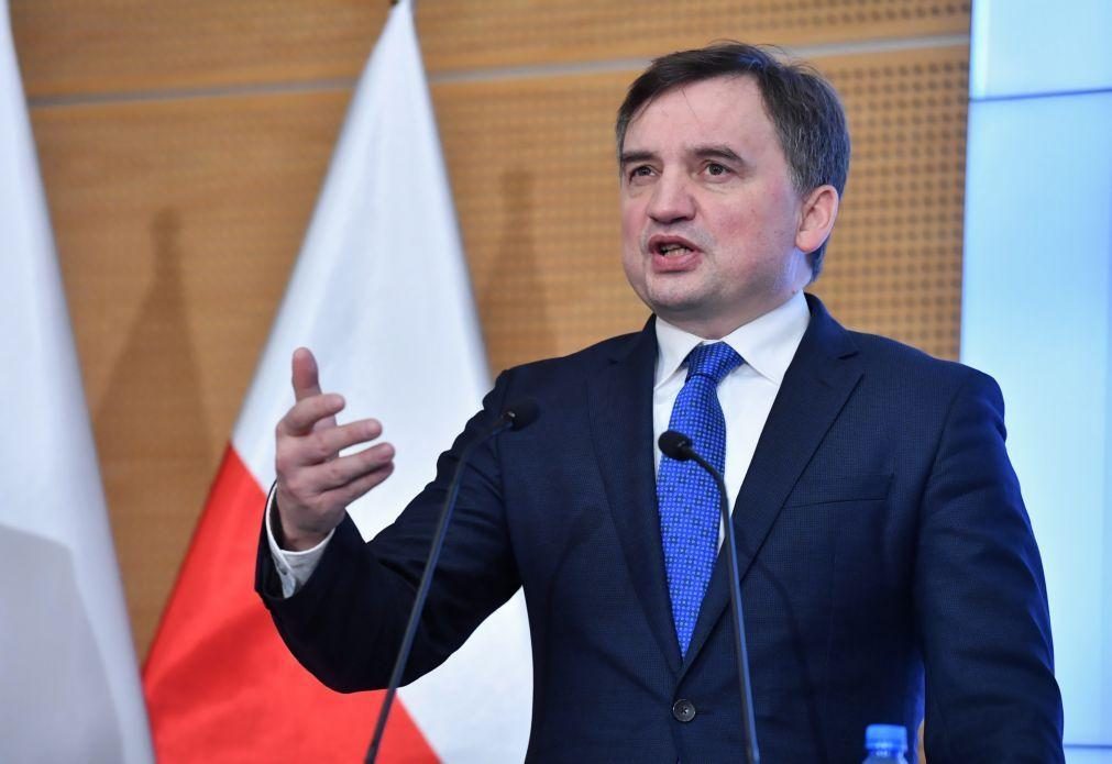 Ministro da Justiça polaco acusa Bruxelas de querer 