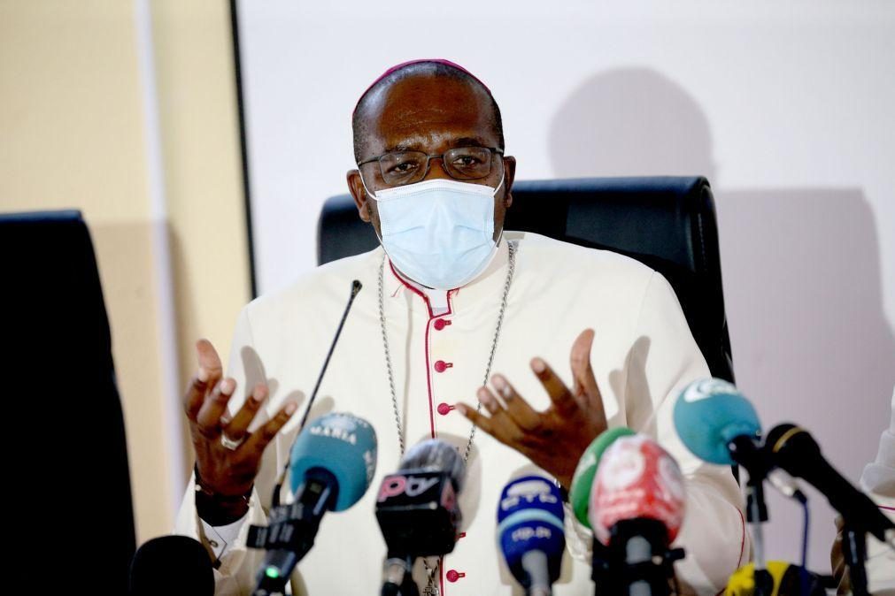 Bispos católicos angolanos pedem 