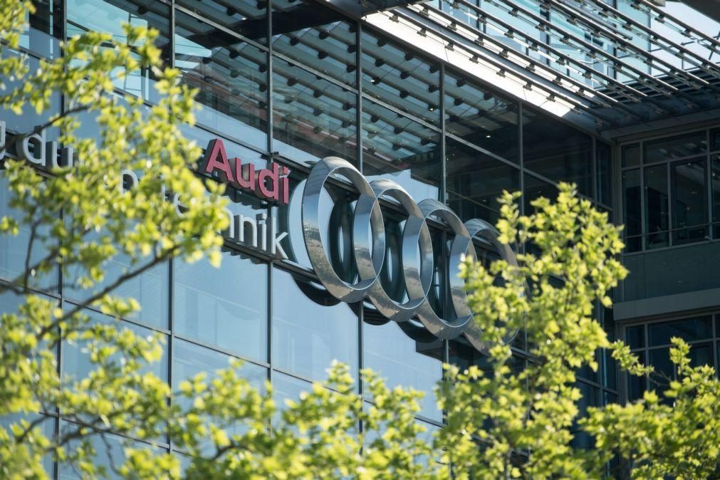 Jovem incapacitada pede condenação da Audi por falha de segurança