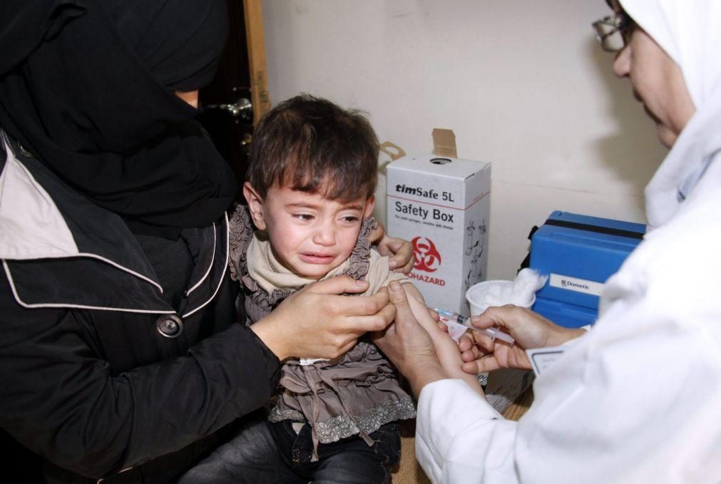 Pandemia contribui para maior declínio na vacinação infantil em 30 anos