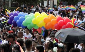 Bruxelas leva Hungria ao tribunal europeu por violação dos direitos LGBTIQ