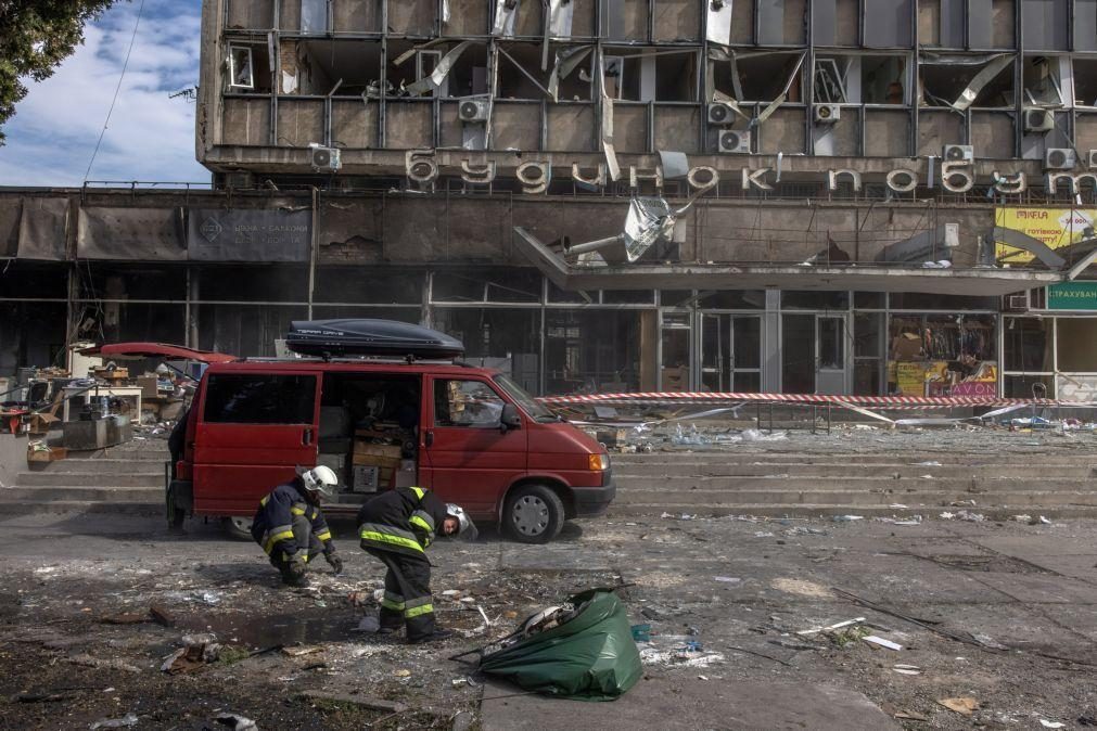 Kiev acusa Rússia de atacar 17.300 alvos civis e 300 alvos militares