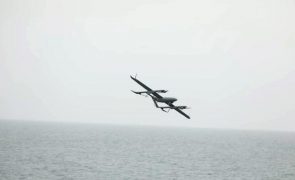 Irão apresenta divisão de drones navais durante visita de Biden ao Médio Oriente