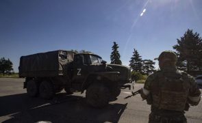 Ucrânia: Moscovo tenta avançar em Donetsk enquanto recruta voluntários na Rússia
