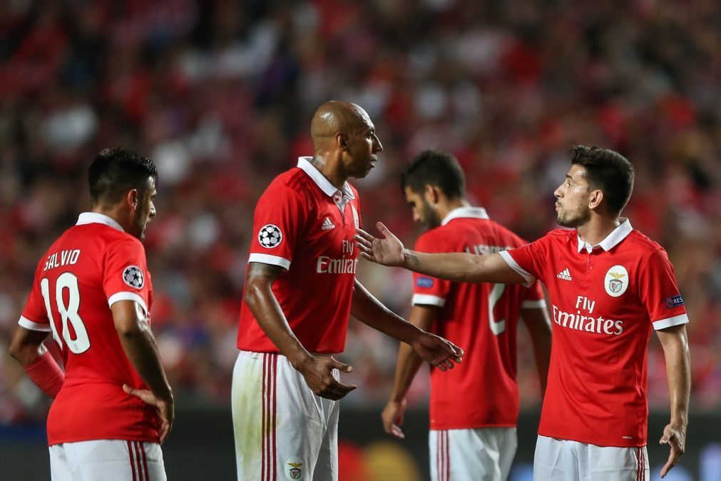 Benfica 'em crise' estreia-se na sua competição 'talismã'