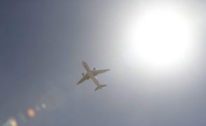 Avião de carga despenhou-se no norte da Grécia