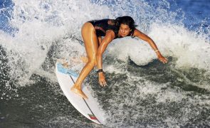 Teresa Bonvalot conquista Pantin Classic de surf na Galiza
