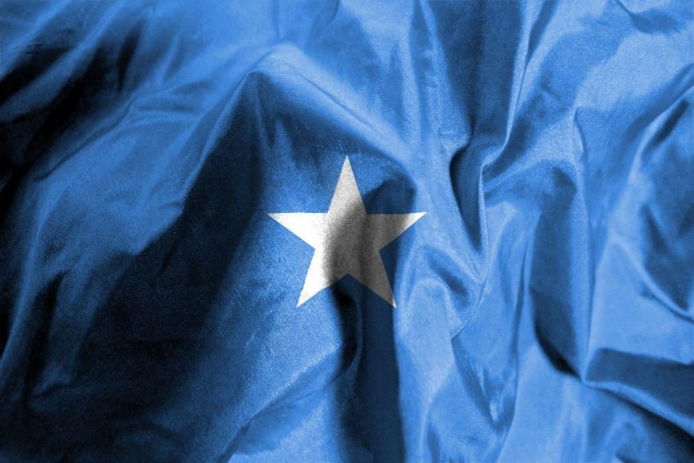 Ataque 'jihadista' num hotel na Somália faz três mortos e nove feridos