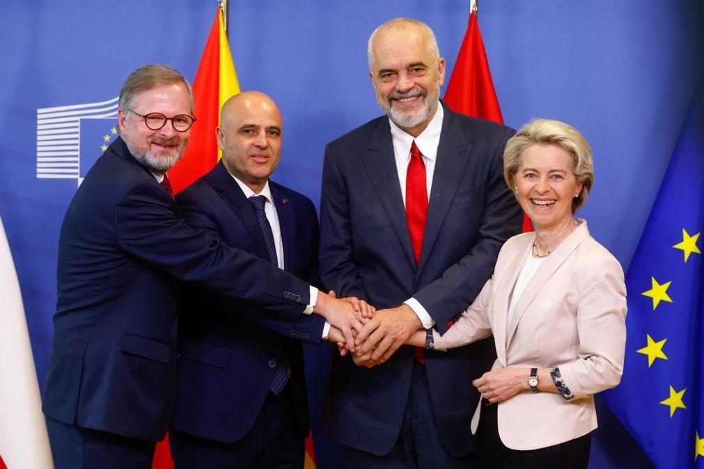 UE abre negociações de adesão com Macedónia do Norte e Albânia