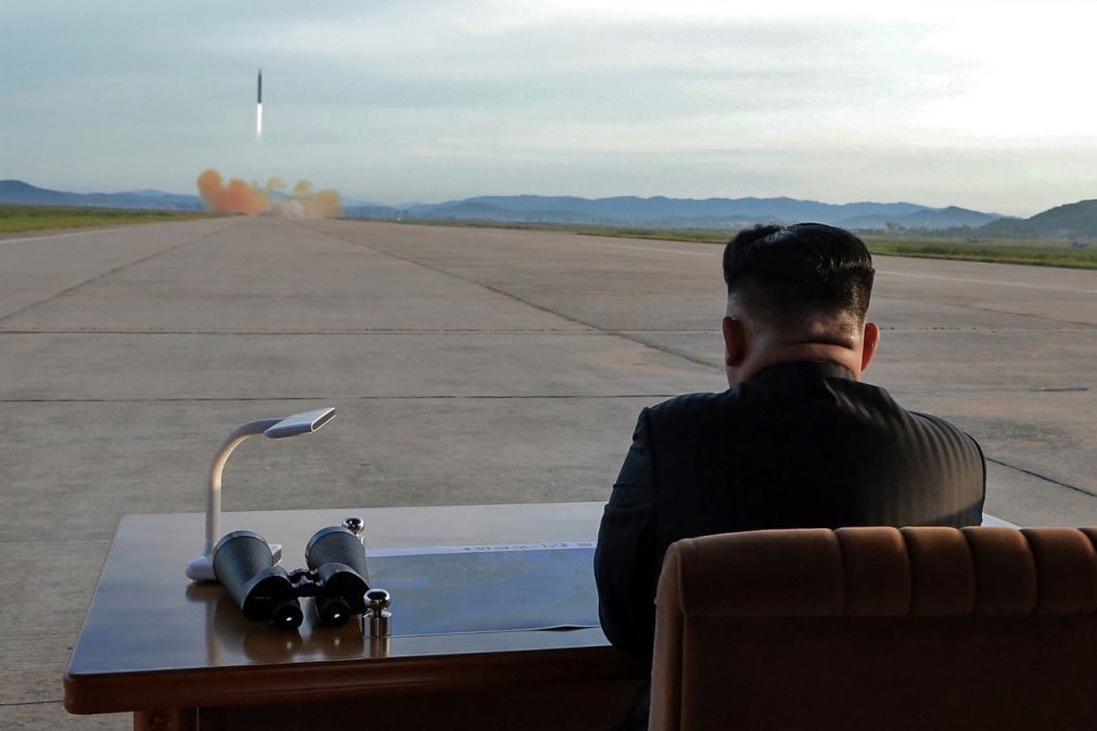 Coreia do Norte ameaça lançar bomba de hidrogénio no Pacífico