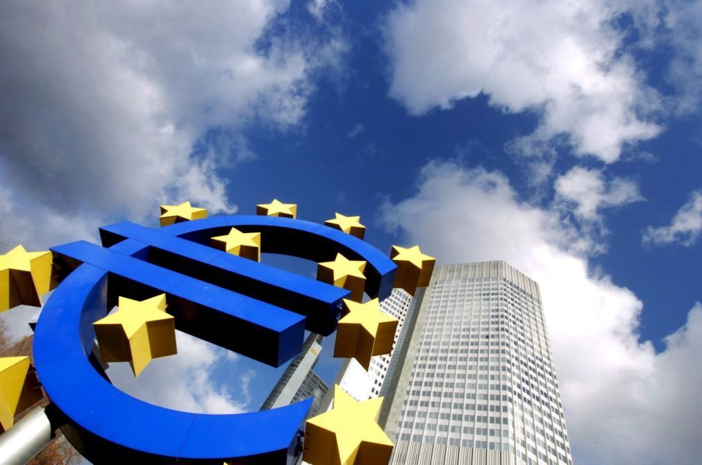 Economia da zona euro recupera em setembro para máximo de cinco meses