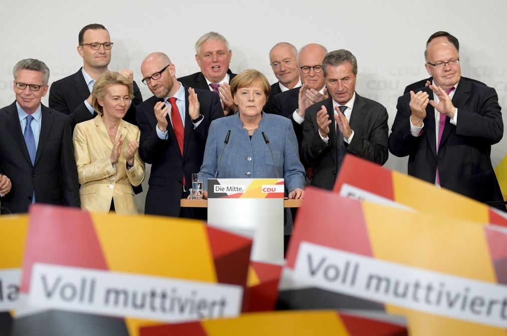 Angela Merkel admite que esperava um melhor resultado nas eleições