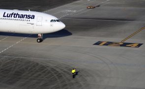 Greve convocada para 4.ª feira na Lufthansa faz prever atrasos e cancelamentos