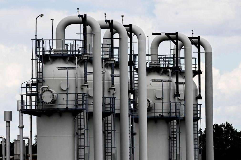 Crise/Energia: Ministros da UE tentam hoje acordo sobre redução de 15% no gás com exceções