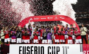 Henrique Araújo 'oferece' Eusébio Cup ao Benfica no triunfo frente ao Newcastle