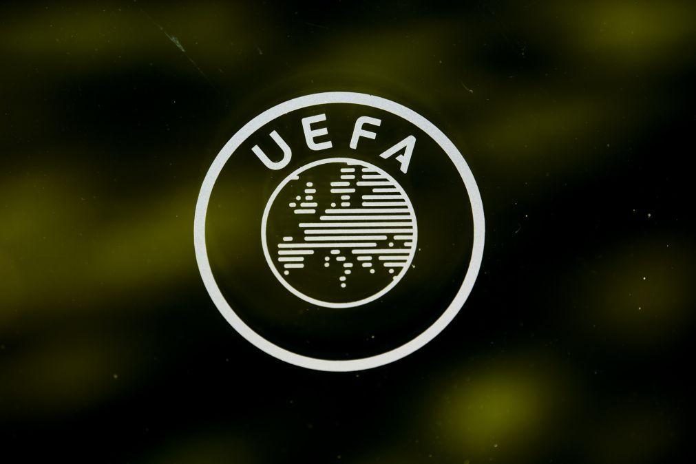 UEFA autoriza regresso do 'peão' nos estádios nas provas europeias em três países